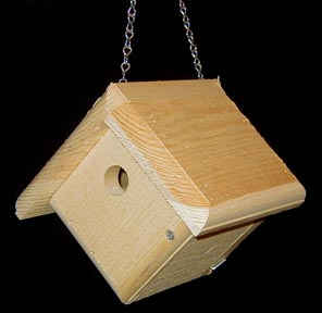 Wren House made of Eastern Pine with hanging chain